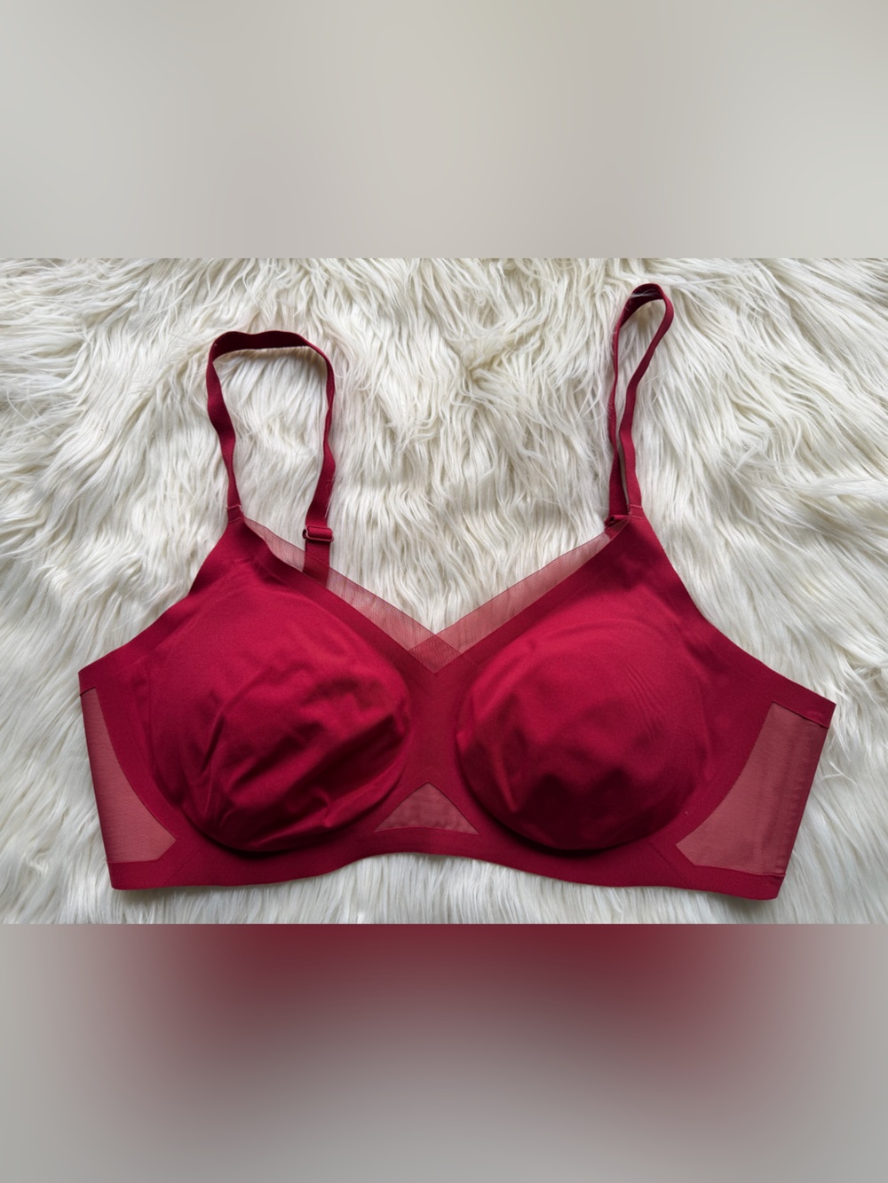 Like New!! Honeylove Crossover Bra
